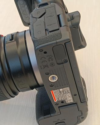 Kit Canon EOS R-Canon EF 16-35mm f/2.8 L III USM