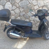 Motociclo Scarabeo Aprilia 125 Light