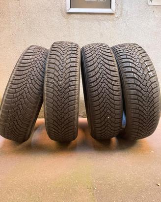 4 gomme invernali Falken Eurowinter HS01