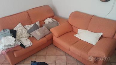 Trasloco..i divani non mi servono più