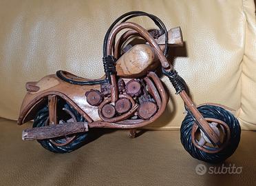 moto Harley in legno artigianale 