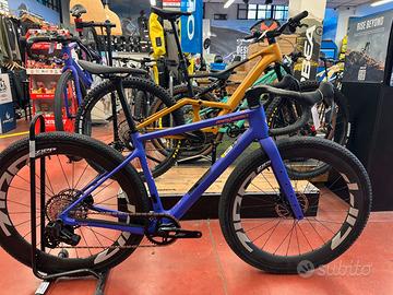 bici gravel MEGAMO WEST 02 tagl S Malva 2026 ZIPP