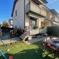 VILLA A SCHIERA A BRESCIA