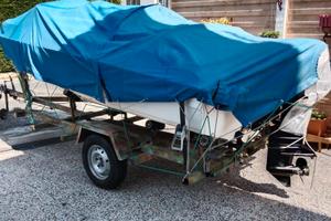 Barca Motore Carrello