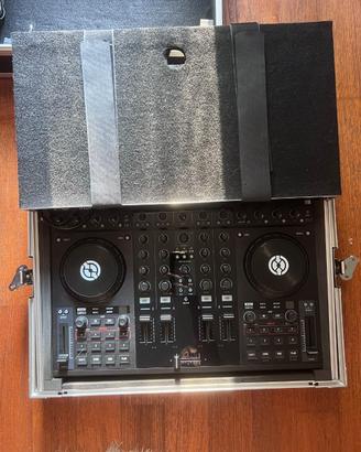 Traktor S4 MK1 - DJ Controller + valigia alluminio