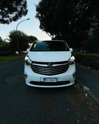 Opel Vivaro 2016