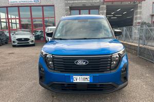 Ford Tourneo Courier 1.0 EcoBoost Titanium