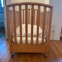 Lettino per bambini in legno 120x60