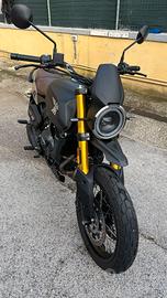 MOTO MORINI 650 SCR BLACK EDITION