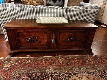 Cassapanca antica fine 800 con motivo floreale