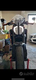 KTM 890 Duke R
