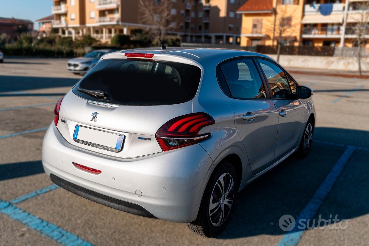 Peugeot 208 1° serie