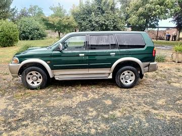 Mitsubishi Pajero Sport  2.5 TDI GLS Autocarro