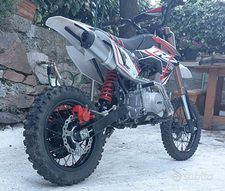Pitbike 125 cc + ricambi nuovi inclusi