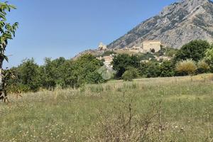 TER. RESIDENZIALE A MONTESARCHIO
