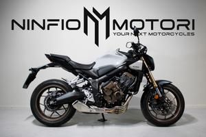 Honda CB 650 R E-Clutch - 2025 UNICO PROP.