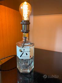 Lampada con bottiglia