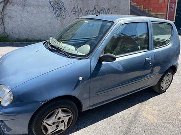 Fiat 600 neo patentati