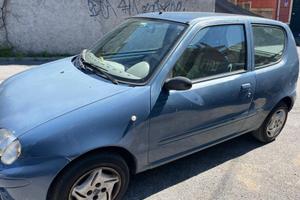 Fiat 600 neo patentati
