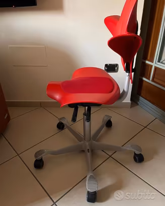 Sedia Ergonomica Hag Capisco Plus 8010