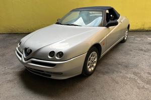 Alfa Romeo GTV Spider 2.0i 16V Twin Spark cat L