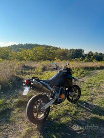 KTM 950 Supermoto Black Edition - a carburatori