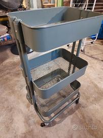 Carrello a 3 ripiani con rotelle IKEA