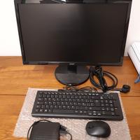 Monitor tastiera mouse memoria