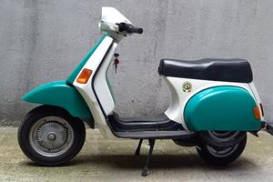 Vespa Cosa 1