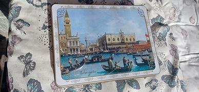 scatola in latta raffigurante Venezia