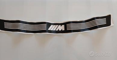 adesivo carbone look 