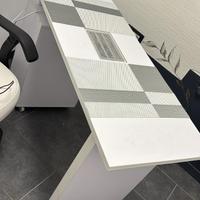 Tavolino per manicure