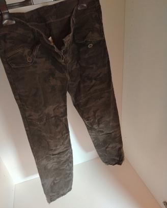 pantaloni