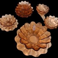 servizio vintage in vetro pressato color ambra