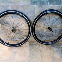 coppia di ruote in carbonio Giant PA-2