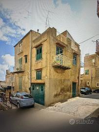 Casa indipendente a 3 strade