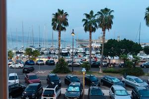 Camere- posti letto in appartamento a Gaeta centro