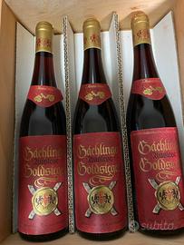 Vecchie bottiglie di vino