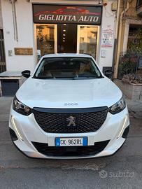 Peugeot 2008 BlueHDi 110 S&S Allure Pack