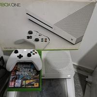 Xbox One completa di scatola