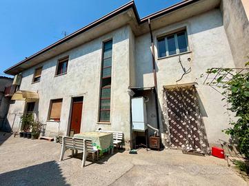 CASA SEMINDIPENDENTE A PONTEVICO
