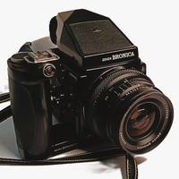 ZENZA BRONICA