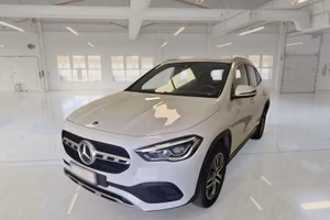 MERCEDES-BENZ GLA 250 AUTOMATIC EQ-POWER SPORT PLU