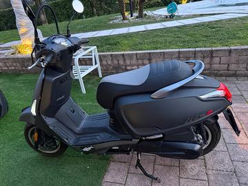 SCOOTER KYMCO 125 LIKE SPORT