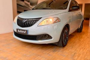 Lancia Ypsilon 1.0 FireFly Hybrid 2023