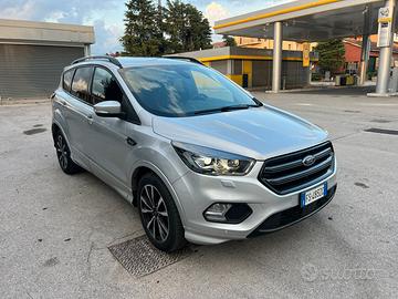 Ford Kuga st Line