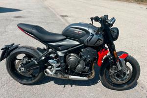 Triumph Trident 660