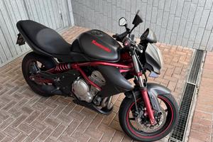 Kavasaki er-6n 650cc 2007