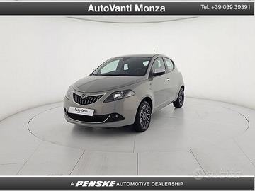 Lancia Ypsilon 1.0 firefly hybrid Alberta Fer...