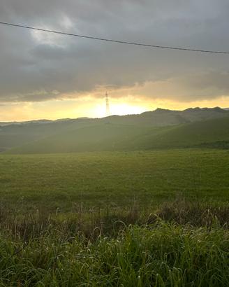 TERRENI idonei per AGRIVOLTAICO o EOLICO